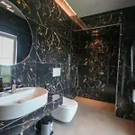 Atrium Love hôtel *