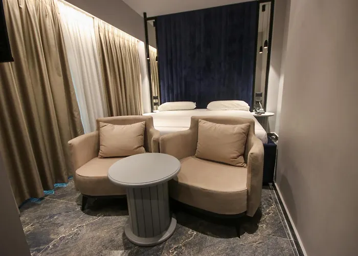 Atrium Hotel del amor Mjull-Bethore